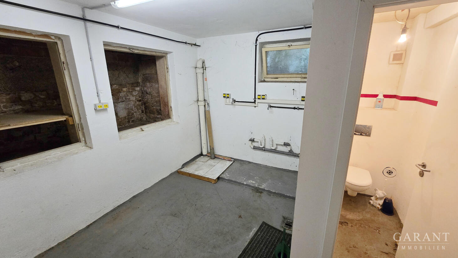 Zweifamilienhaus mit zusätzlichem Baugrundstück in Stuttgart-Rohracker! – 70329 Stuttgart – Vorschaubild 4