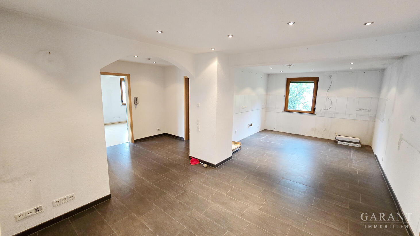 Zweifamilienhaus mit zusätzlichem Baugrundstück in Stuttgart-Rohracker! – 70329 Stuttgart – Vorschaubild 5