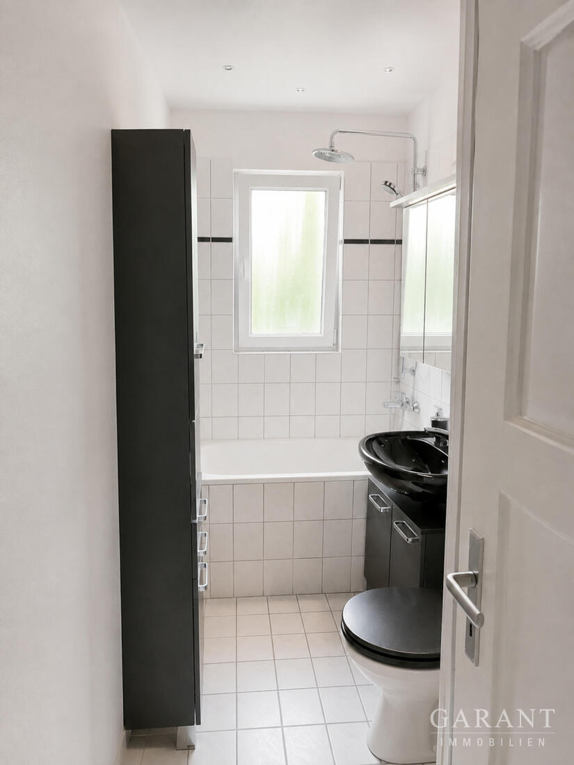 Einzigartige 2 Zimmer-Wohnung in Stuttgart-Degerloch! – 70597 Stuttgart – Vorschaubild 3