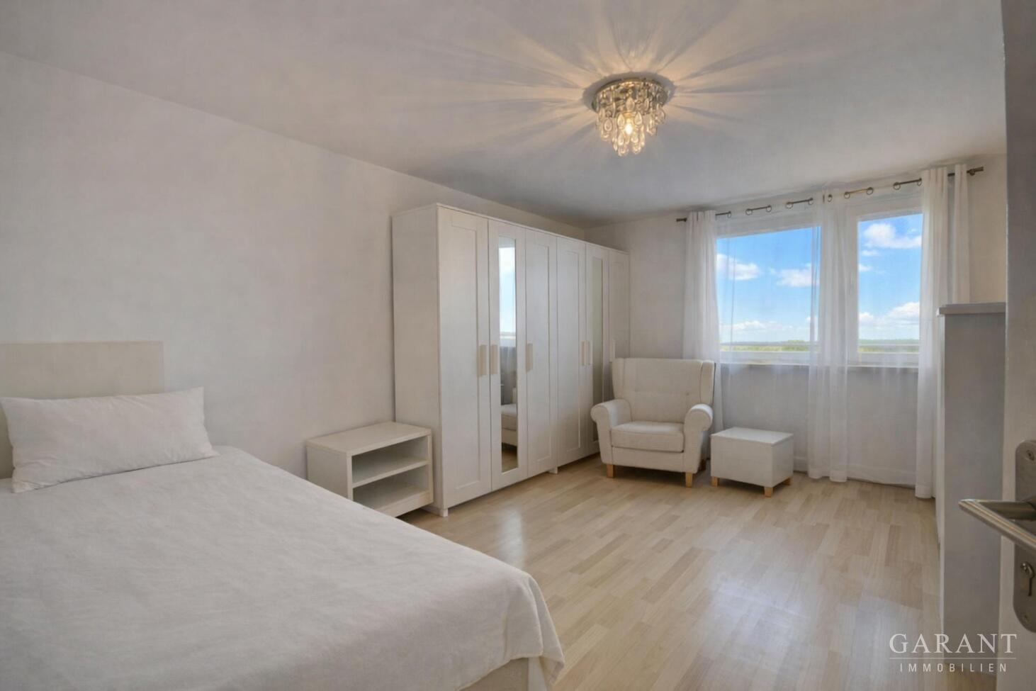 Helle 2,5 Zimmer-Wohnung mit Westbalkon und Weitblick – 80935 München – Vorschaubild 2