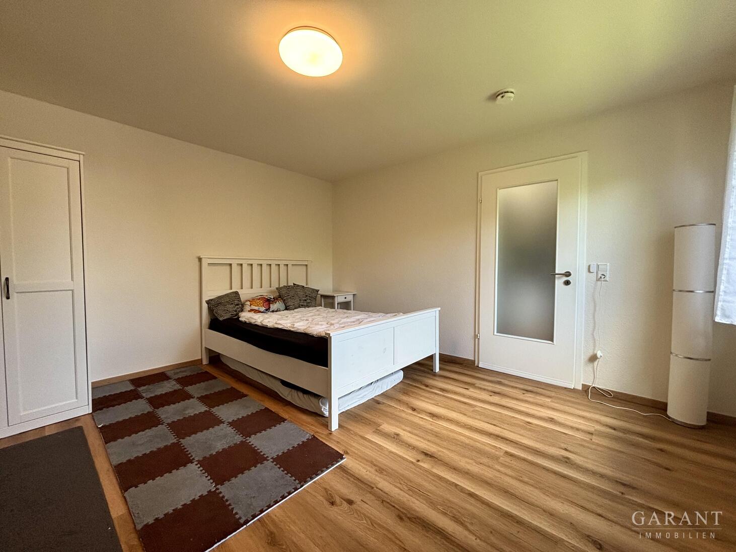 Hochwertig kernsanierte 1 Zimmer-Wohnung in gefragter Wohnlage! – 70619 Stuttgart – Vorschaubild 2