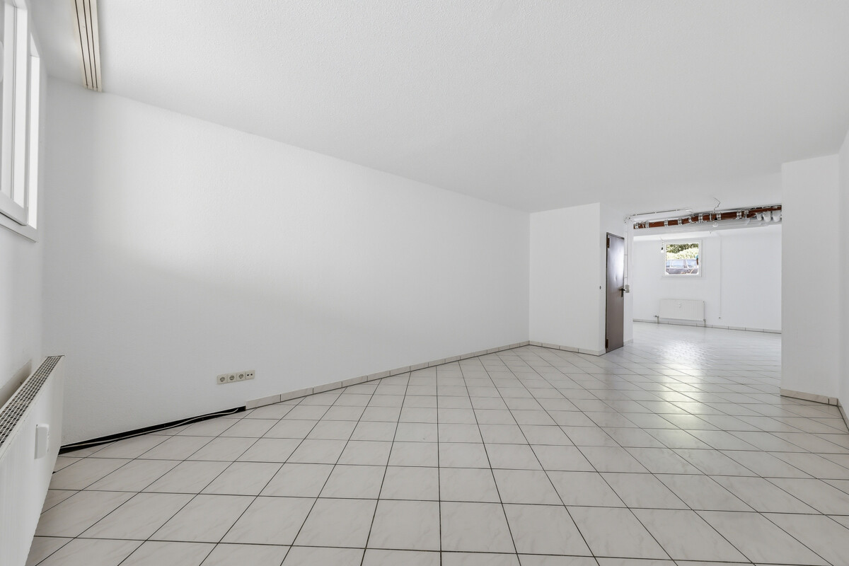 115 m² Wohn-/Nutzfläche - Einladende 2,5-Zimmer-Maisonettewohnung mit großzügigem hellem Hobbyraum – 80997 München / Allach-Untermenzing – Vorschaubild 10