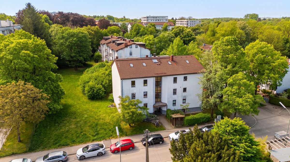 115 m² Wohn-/Nutzfläche - Einladende 2,5-Zimmer-Maisonettewohnung mit großzügigem hellem Hobbyraum – 80997 München / Allach-Untermenzing – Vorschaubild 12