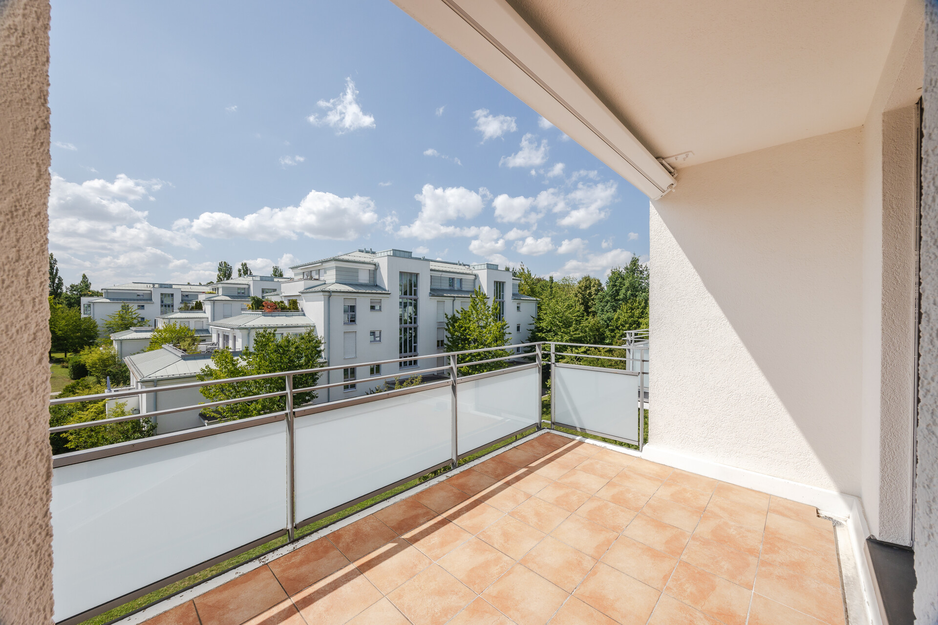 Parklage Bogenhausen, Bj. 2001, 8 m² W-Blk., Erbpacht - Bes. Sa. 8.8. – 81927 München – Vorschaubild 10