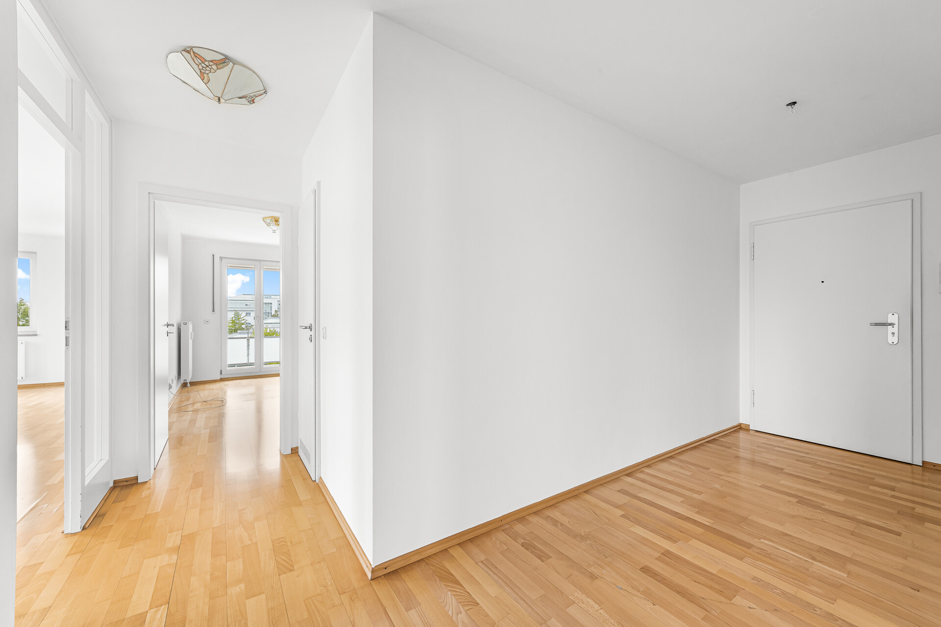 Parklage Bogenhausen, Bj. 2001, 8 m² W-Blk., Erbpacht - Bes. Sa. 8.8. – 81927 München – Vorschaubild 13