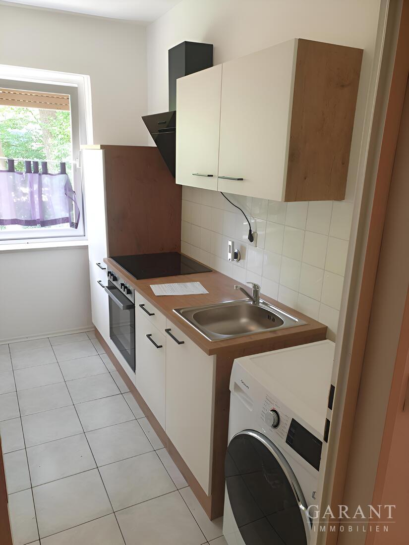 Ruhig und grün in Pasing! Hübsche 2 Zimmer-Wohnung mit Süd-/West-Loggia, frei ab Ende 2026 – 81243 München – Vorschaubild 3