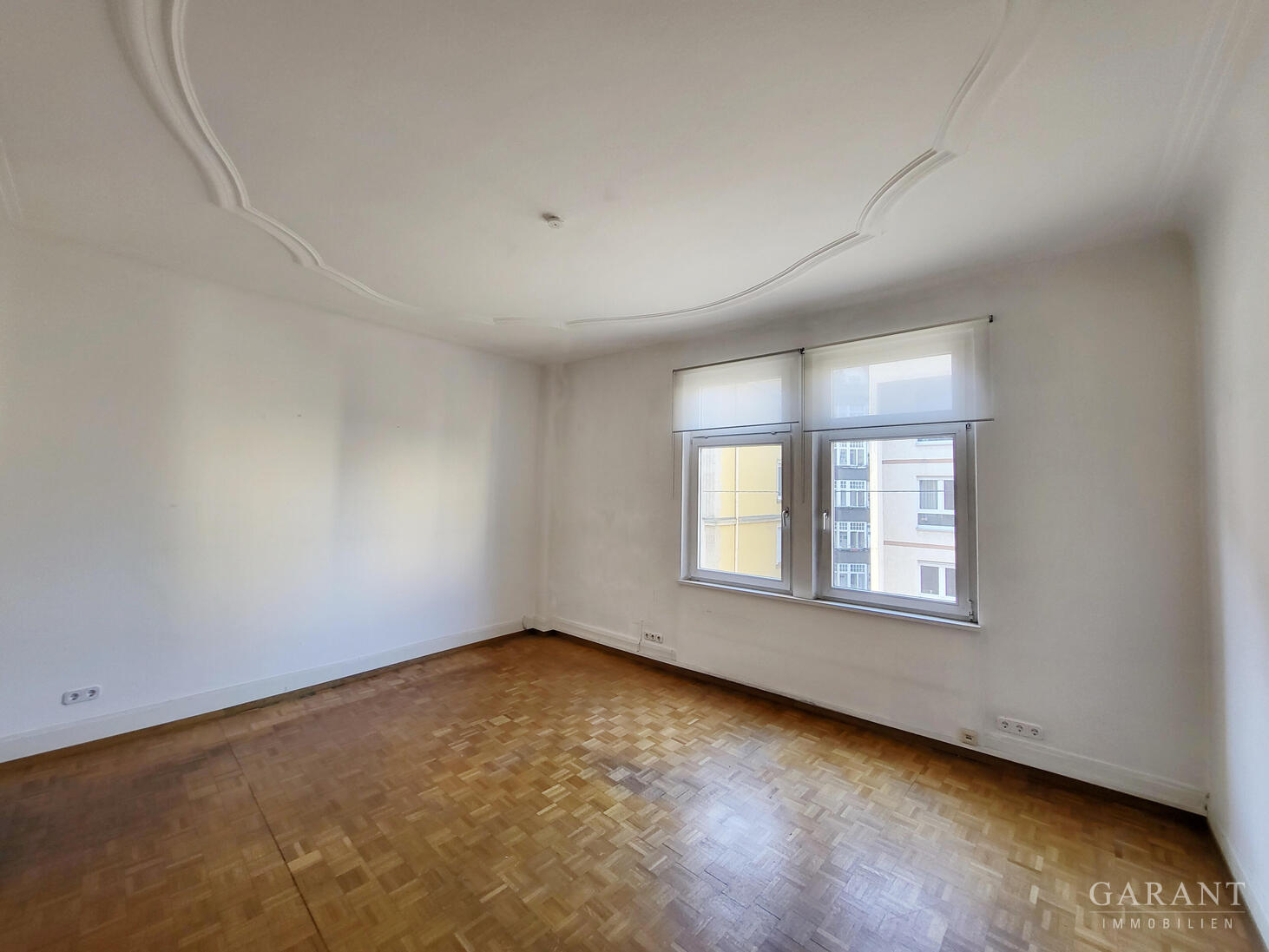 * Charmante 8 Zimmer-Wohnung im Jugendstilhaus mit vielseitiger Nutzungsmöglichkeit * – 70180 Stuttgart – Vorschaubild 8