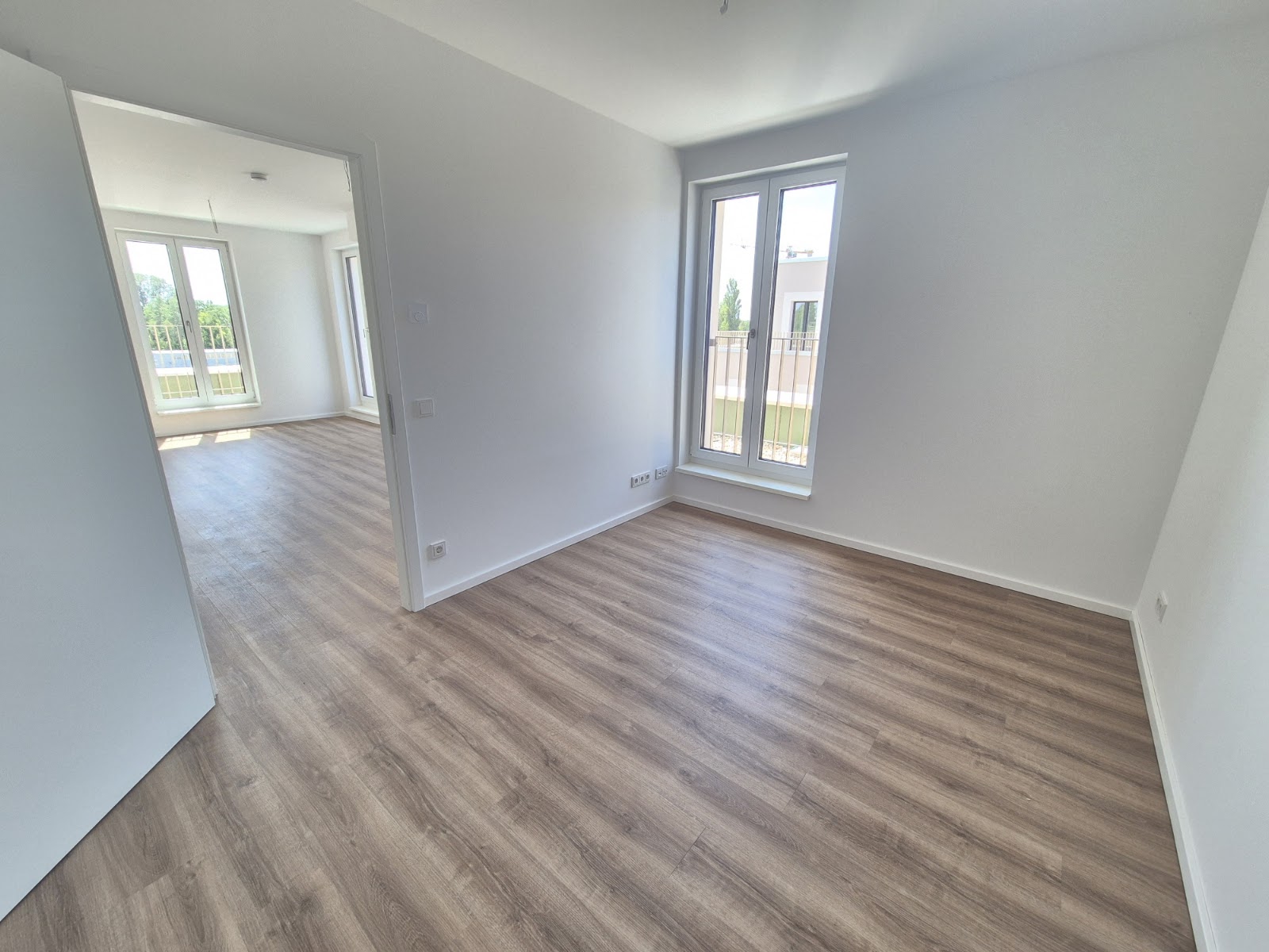 Dachgeschosswohnung mit Terrasse für Mieter ab 55 Jahren im WohnAktiv!-Haus an der Waterkant – 13599 Berlin – Vorschaubild 5