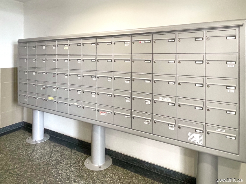 für 2 Jahre ab Oktober: zentrale 2 Zimmer, Balkon im 6. OG, möbliert möglich – 10117 Berlin – Vorschaubild 20