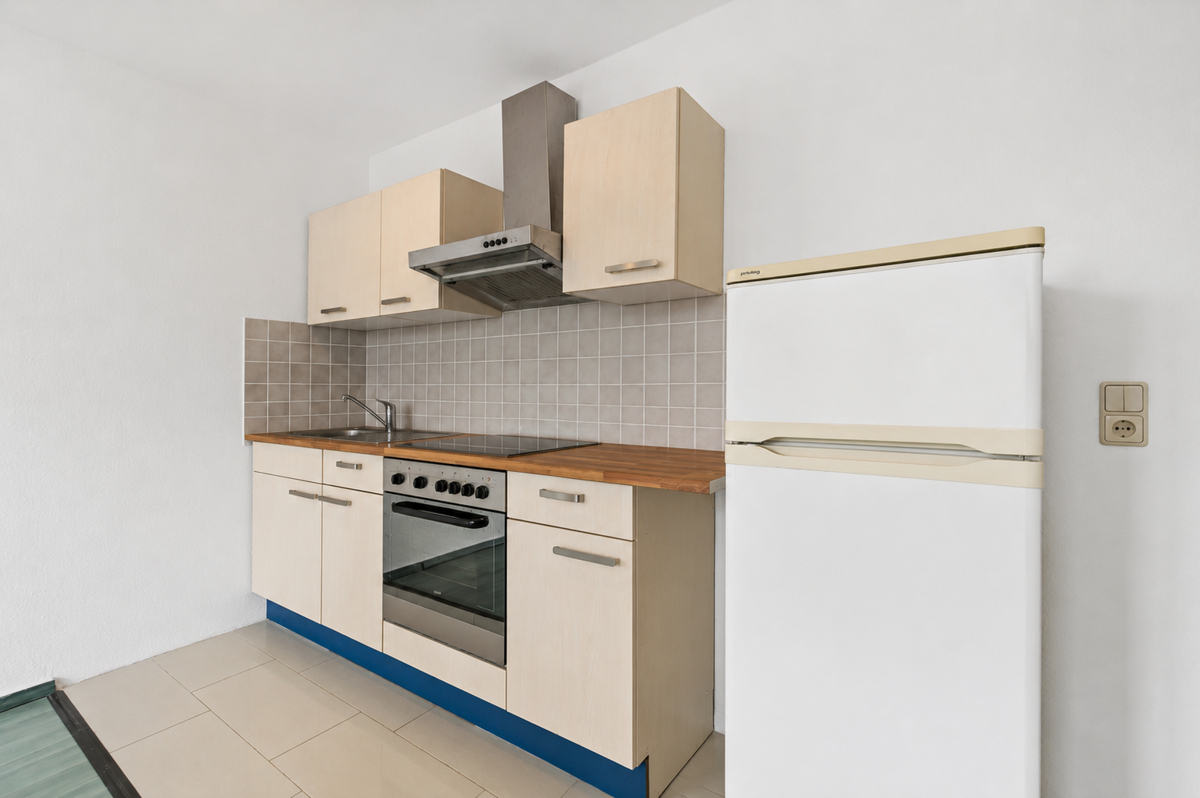 Ruhige 2-Zimmer-Wohnung mit Einbauküche – attraktive Kapitalanlage in Halle-Ammendorf! – 6132 Halle / Ammendorf – Vorschaubild 4