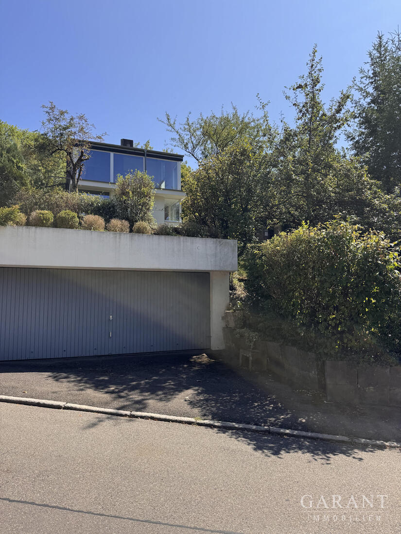 Chices Haus in bester Aussichtslage