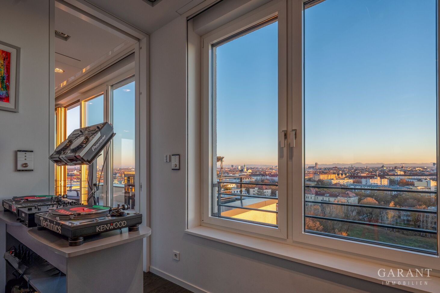 Ihr Logenplatz in 40 Metern Höhe: High-End-Penthouse mit unverbaubarem Rundumblick – 80797 München – Vorschaubild 14