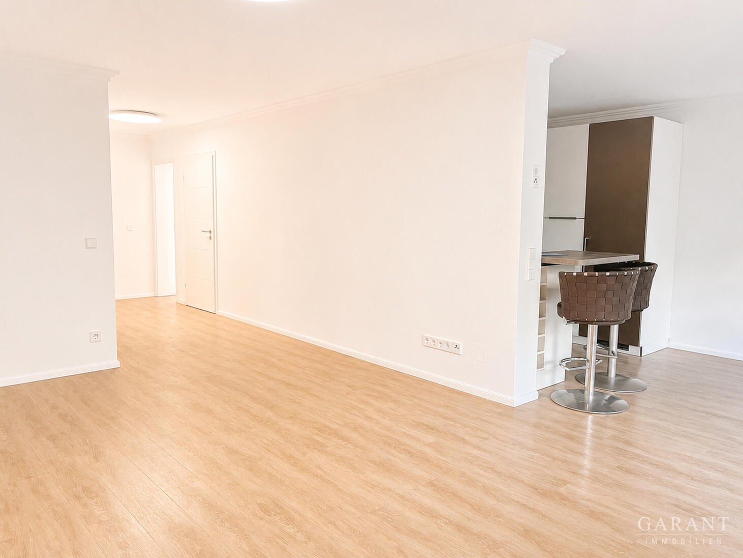 Einziehen und wohlfühlen - Exklusive 3,5 Zimmer-Wohnung in begehrter Wohnlage – 81735 München – Vorschaubild 3