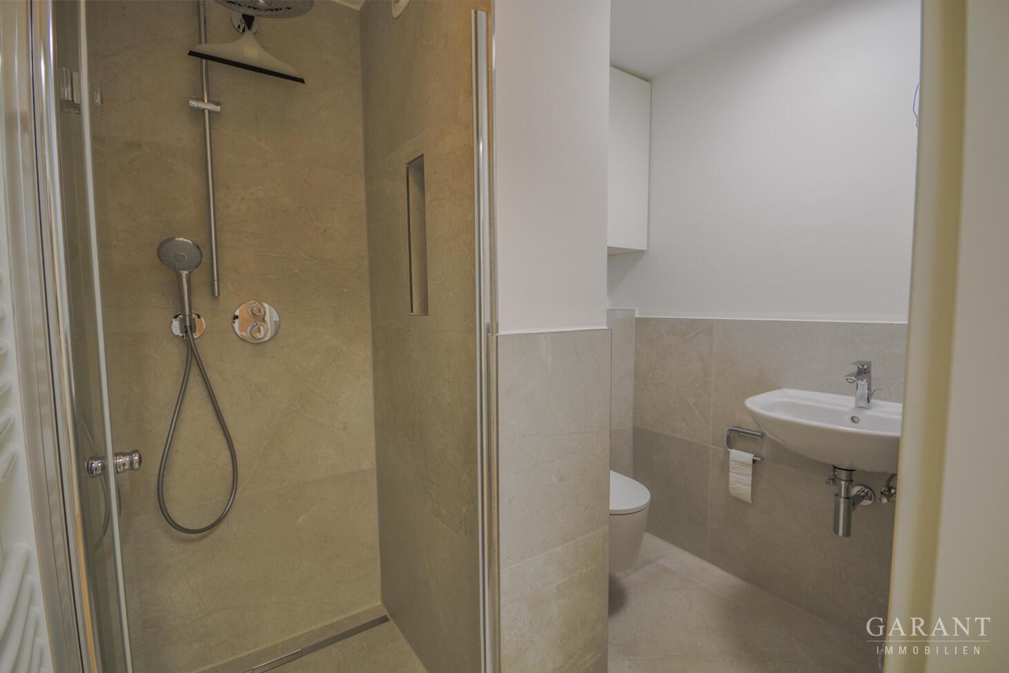 Einziehen und wohlfühlen - Exklusive 3,5 Zimmer-Wohnung in begehrter Wohnlage – 81735 München – Vorschaubild 8