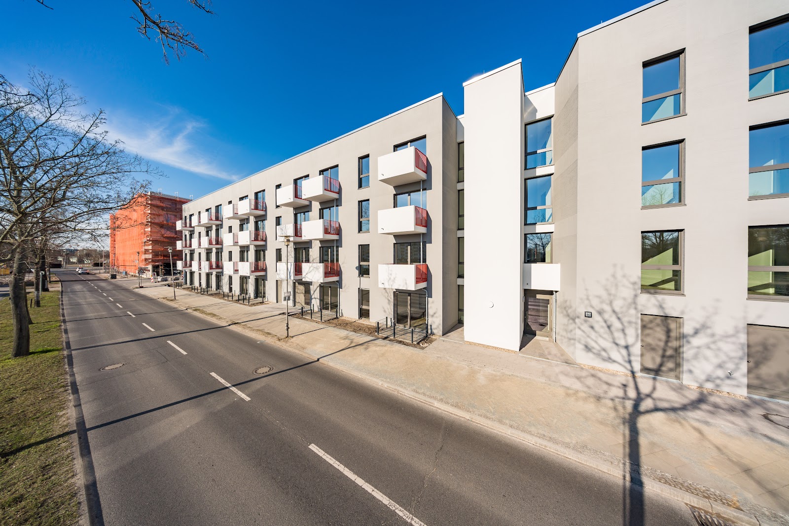 Helle 1-Zimmer-Wohnung mit Balkon – barrierefreie Objektgestaltung – provisionsfrei – 13599 Berlin – Bild 1 von 7