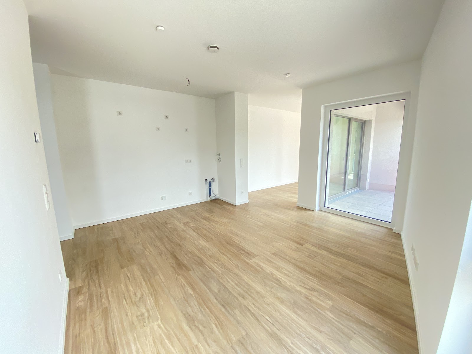 Helle 1-Zimmer-Wohnung mit Balkon – barrierefreie Objektgestaltung – provisionsfrei – 13599 Berlin – Vorschaubild 3