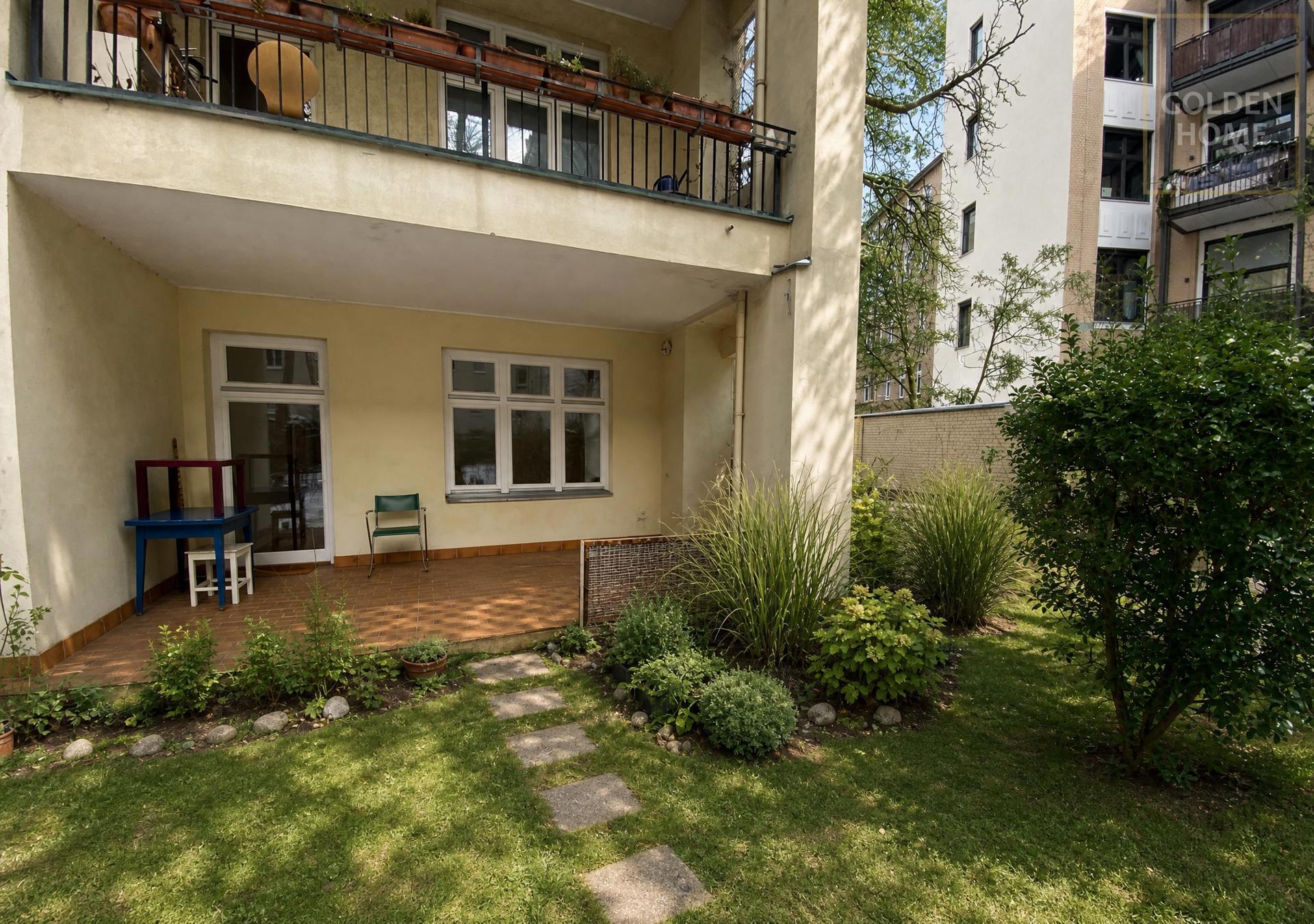 Altbauwohnung mit ca. 300 m² Südgarten – seltene Gelegenheit – 10961 Berlin – Vorschaubild 2