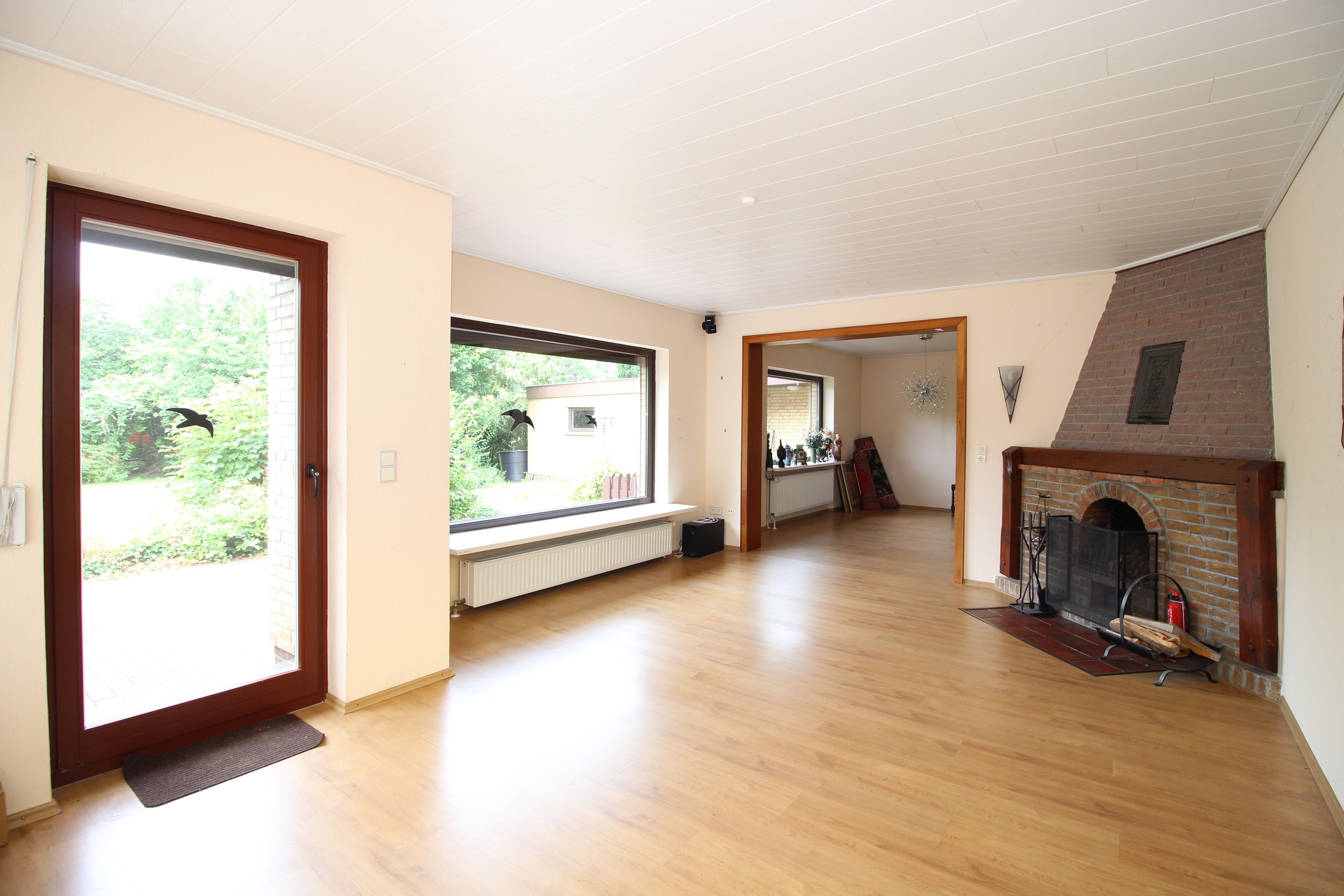 Einfamilienhaus mit Garage, 3 Pkw-Stellplätzen und Terrasse in Kropp – 24848 Kropp – Vorschaubild 3