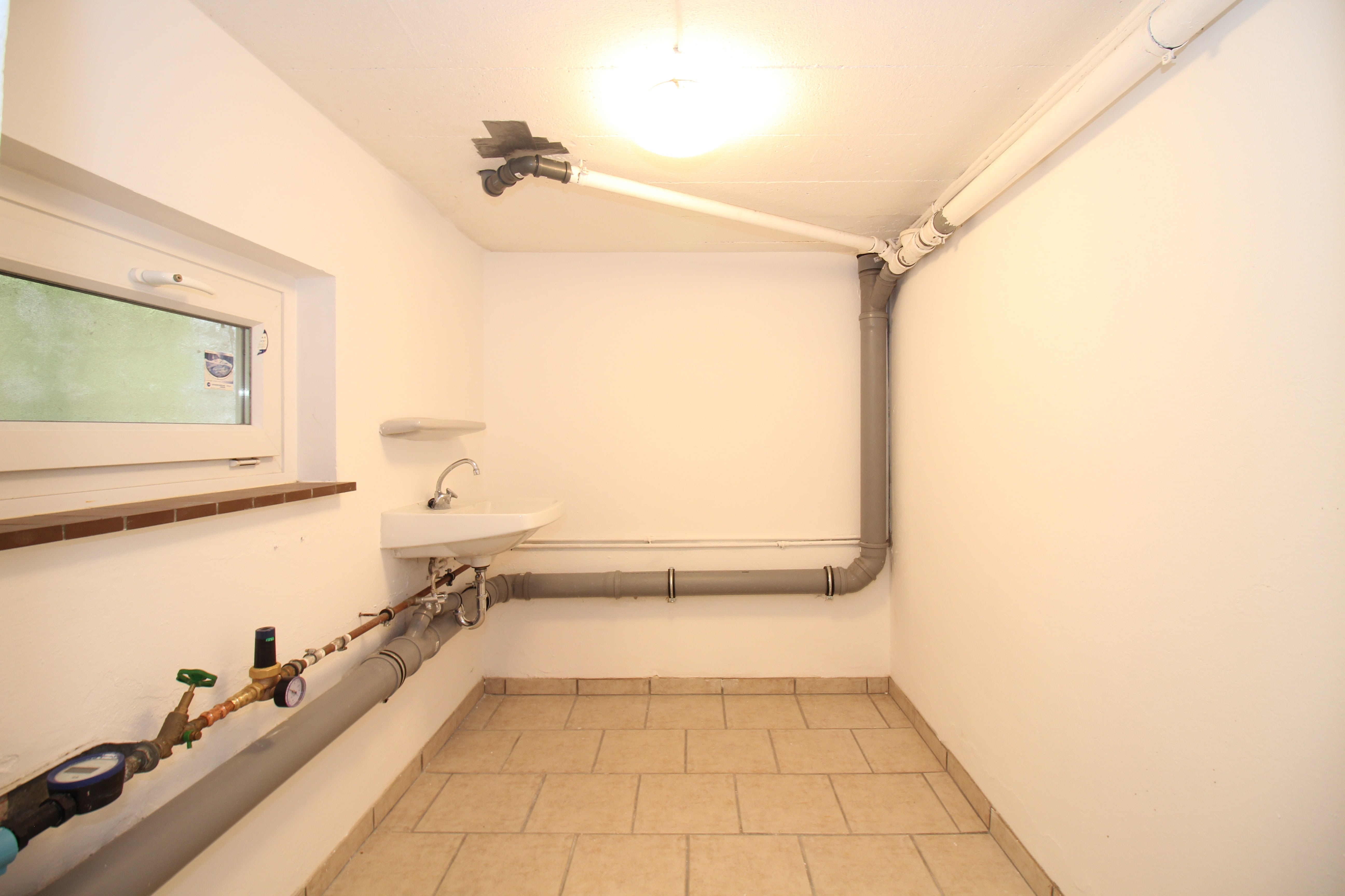 Einfamilienhaus mit Garage, 3 Pkw-Stellplätzen und Terrasse in Kropp – 24848 Kropp – Vorschaubild 20