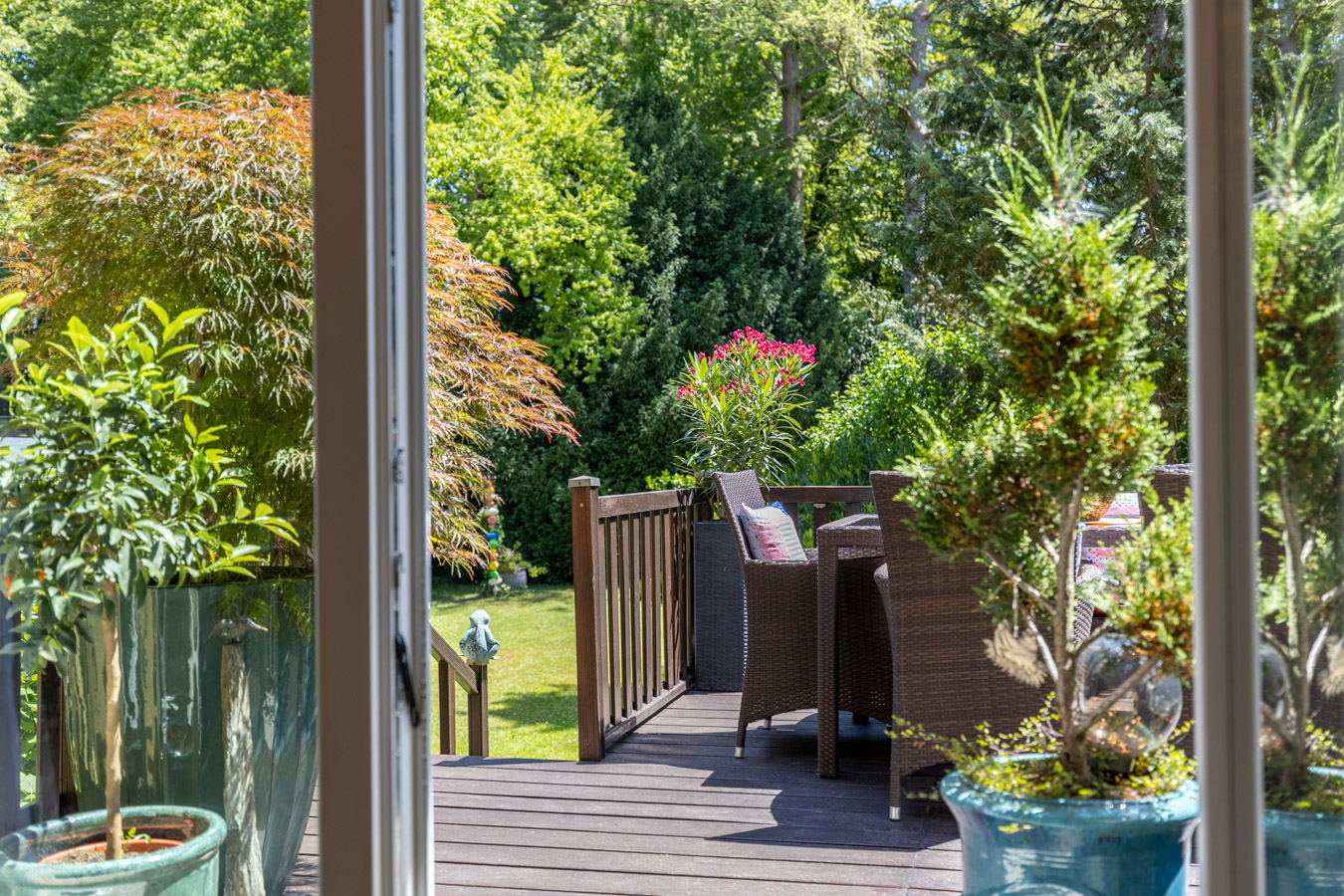 Ein zauberhaftes und vielseitiges Haus in Spitzenlage direkt am Grüngürtel und Engl. Garten – 80805 München – Vorschaubild 2