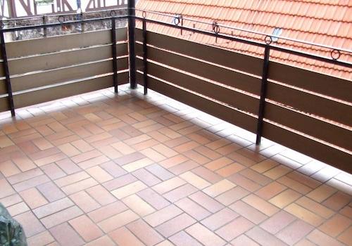 GROSSE TERRASSE IM OG !!