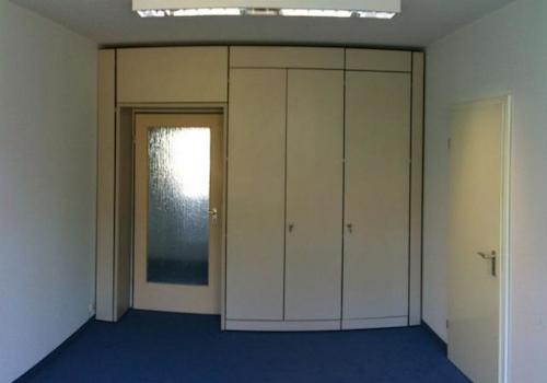 15m² mit Wandschränken