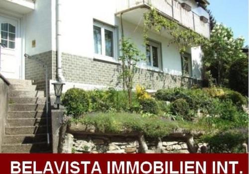 sonnige Rückseite mit sep. Zugang zum Einliegerbereich !