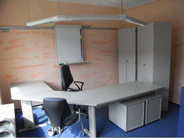 Teilansicht Büro 1