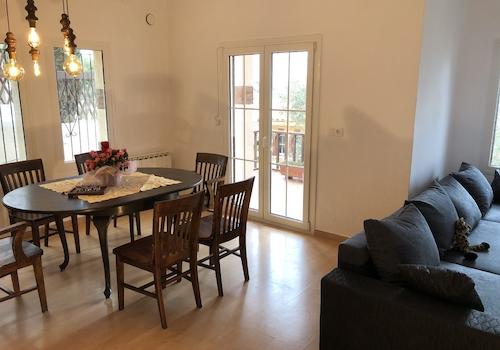 Wohnzimmer/Esszimmer