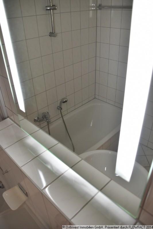 Bad mit Wanne
