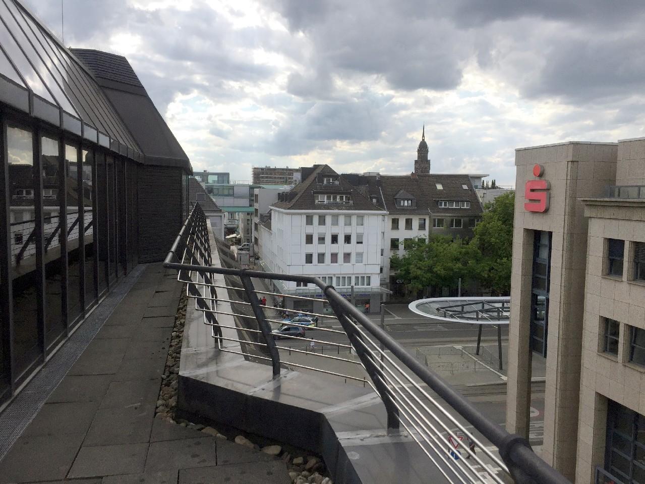 Umlaufende Terrasse 1