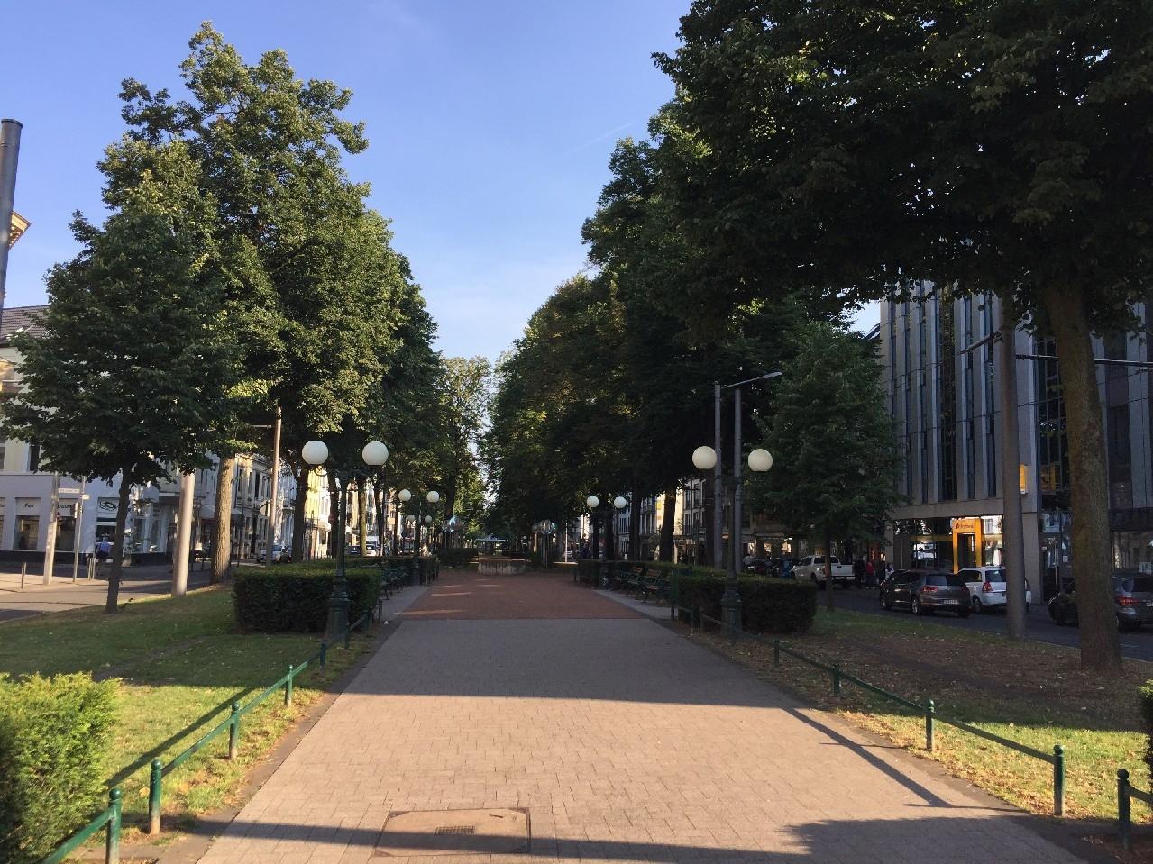 Flanieren direkt vor der Haustür