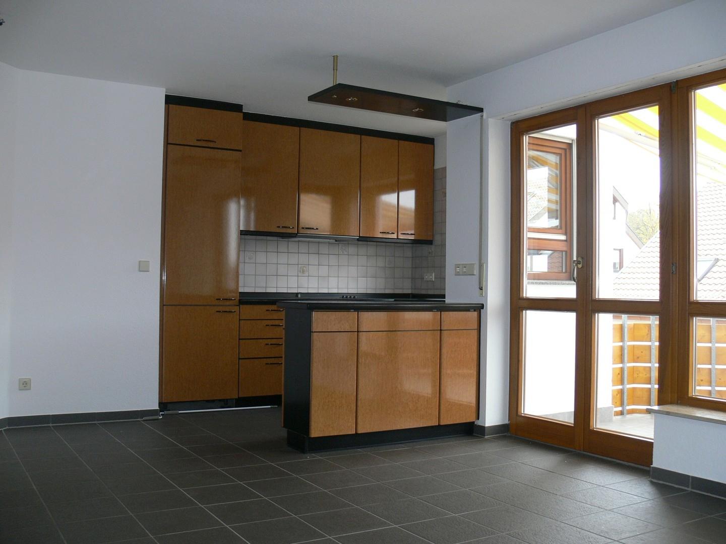 Wohnbereich mit Einbauküche 2