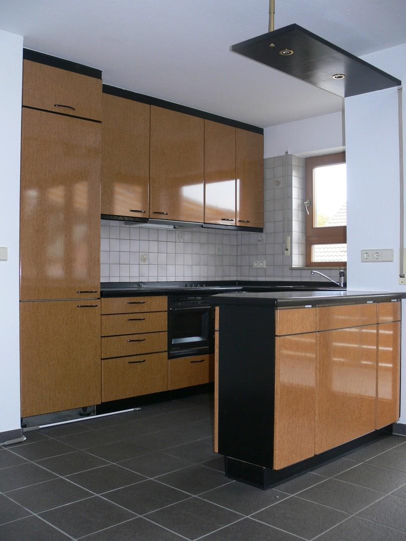 Helle Wohnung mit Einbauküche