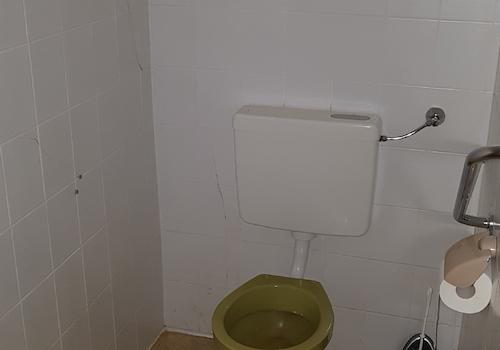 befahrbarer Toilettenbereich