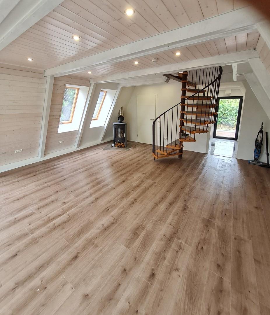 Woh-/Esszimmer mit Kaminofen