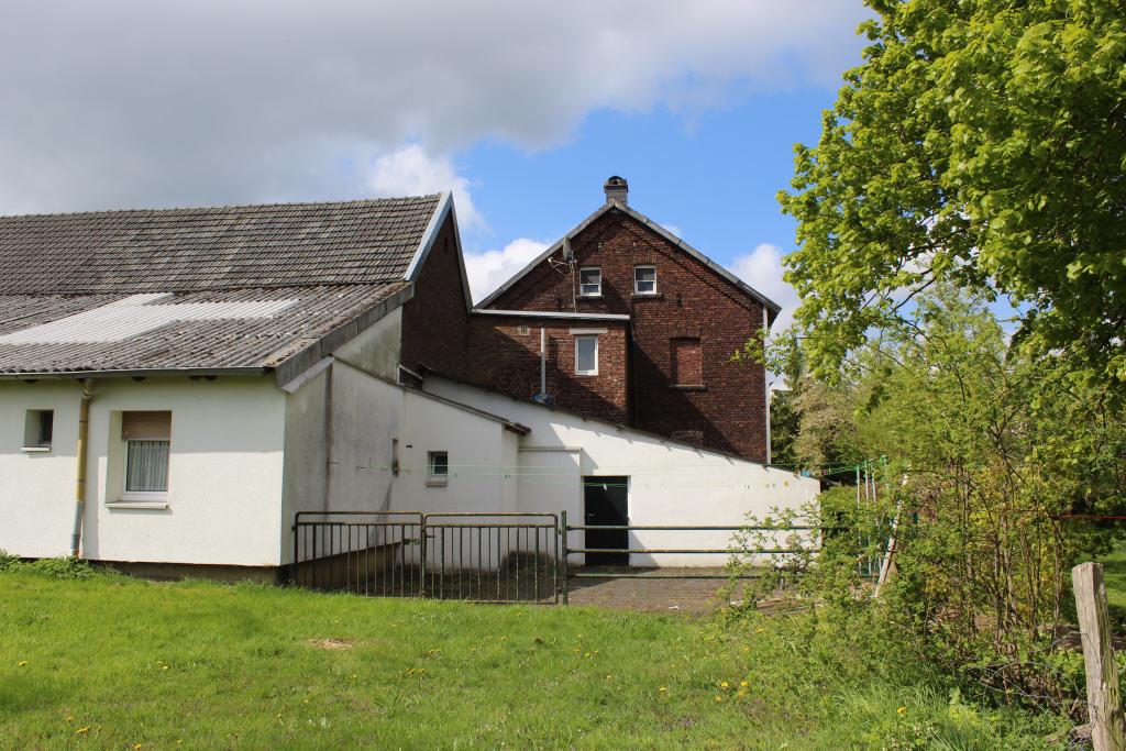 Rückansicht des Anwesens