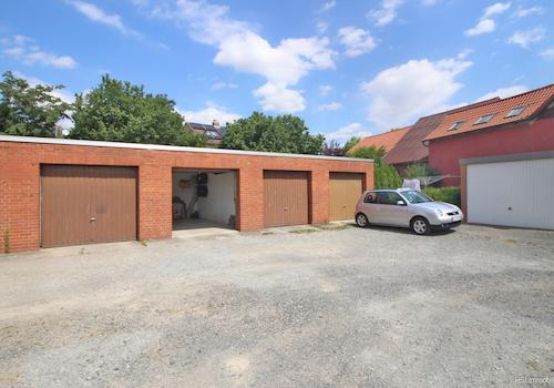 Garagen oder Bauplatz