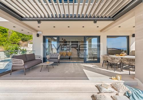 Überdachte Terrasse