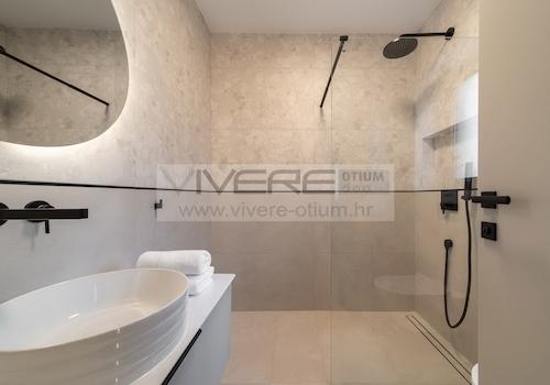Badezimmer im Souterrain