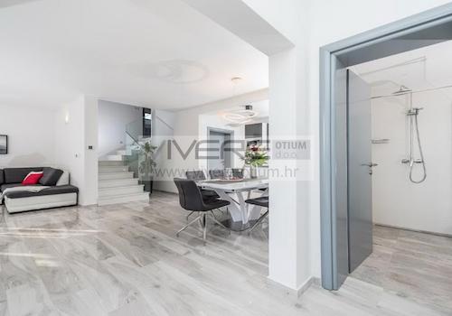 Badezimmer im EG