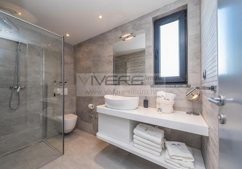 Badezimmer Nr.2 im OG