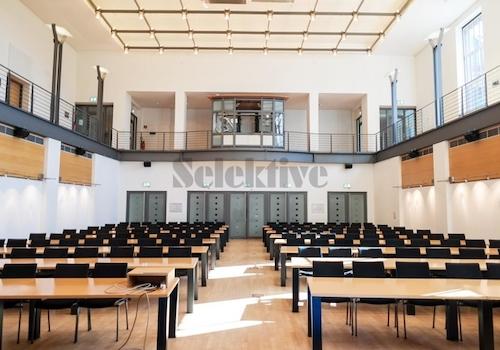 Konferenzhalle