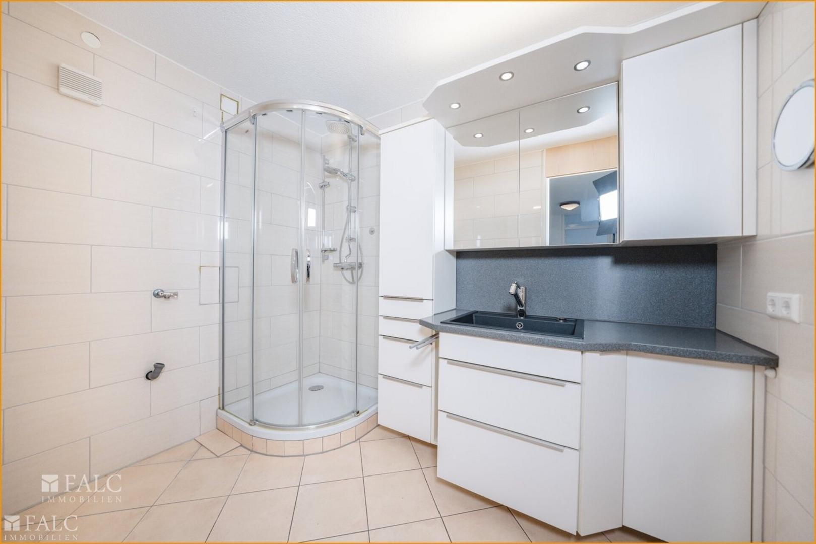 Badezimmer mit WM-Schluss
