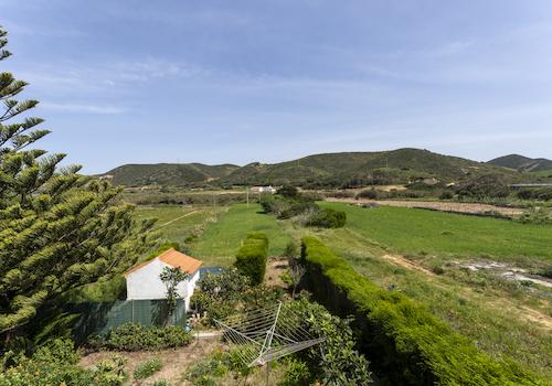 Garten und Brunnen haus