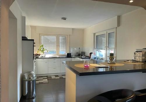 28 WE1 Kü mit Eßtheke