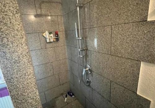 21 WE OG Du begehbar