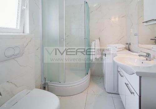 Badezimmer im EG