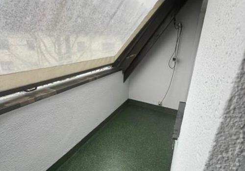 8 geschützter Balkon