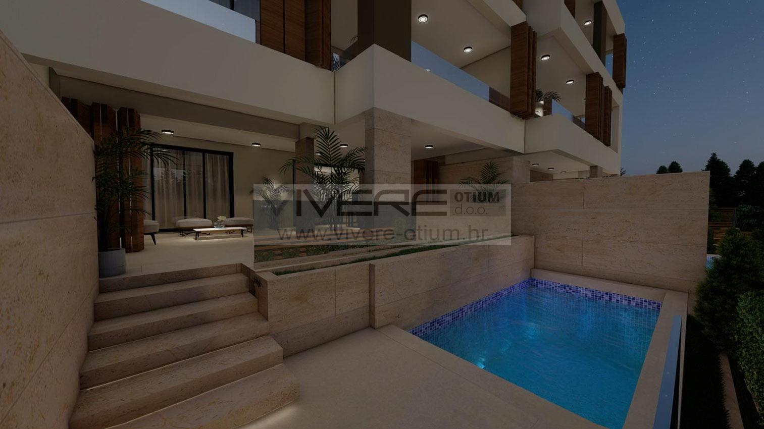  Privater Pool bei Nacht